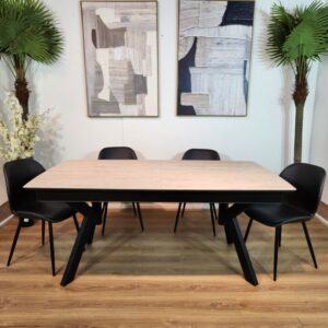 פינת אוכל הדר טרוורטין