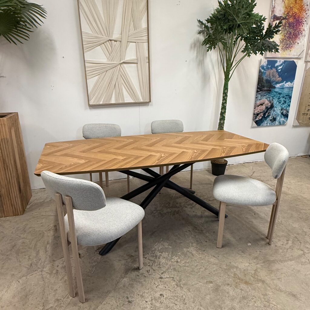 שולחן אוכל פישבון — 04-light-set-full
